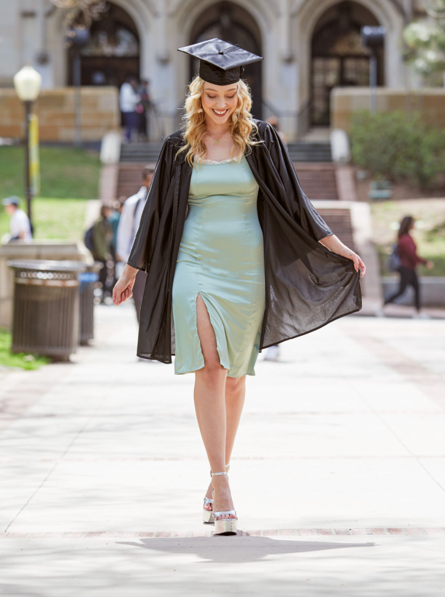 Graduation Cap and Gown: Perfect Guide On What Attire To Wear!